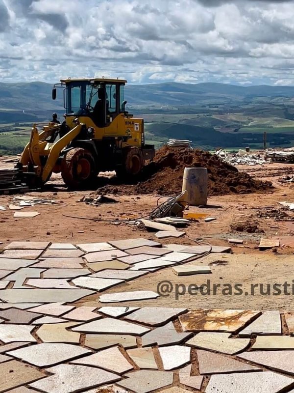Piso de Quartzito Rústico da Pedra Rústica